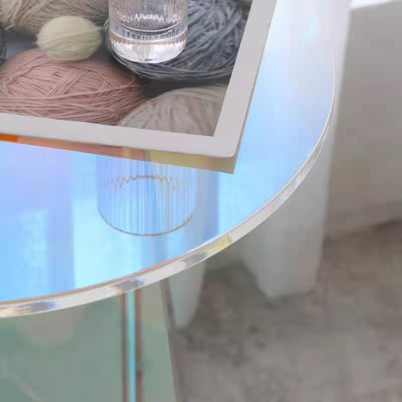 Manzo - Acrylic Side Table