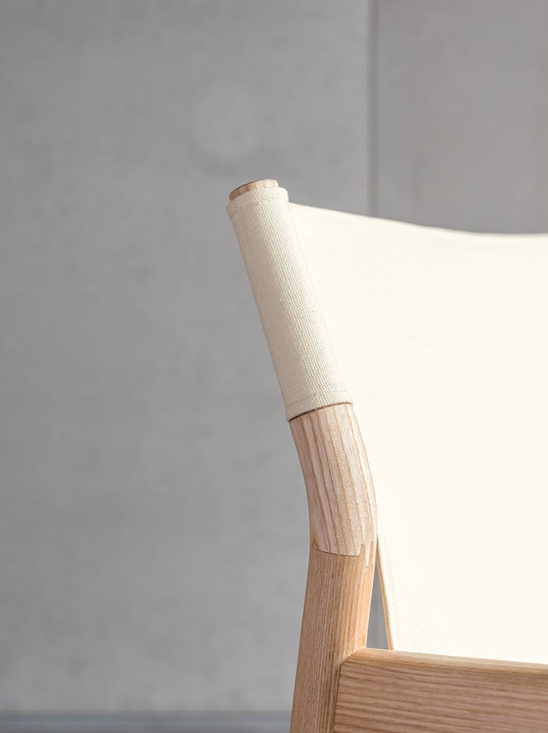 Kazue - Solid Ash Wood & Canvas Armchair ｜ Reading Chair
